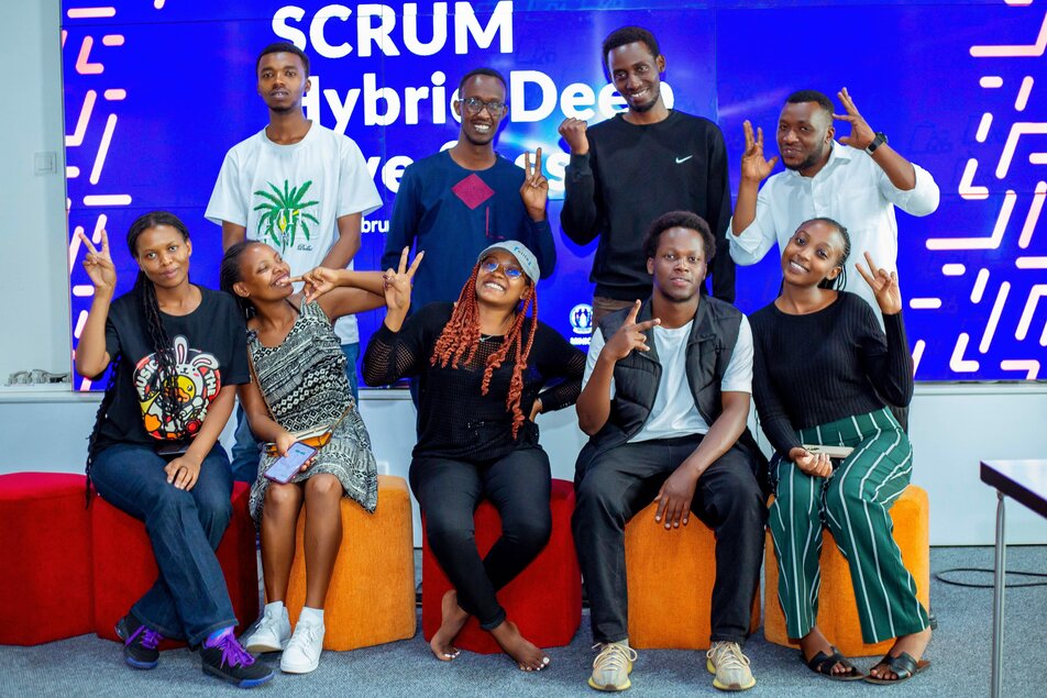 The private sector is making a big impact on Africa's digital transformation, bringing resources and expertise to partnerships. Meanwhile, Article26 is teaming up with NGOs, NPOs, and local organizations in developing countries to empower careers across Africa.